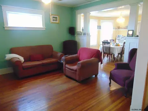 31 Eastholm Rd, Schenectady, NY 12304 photo 16