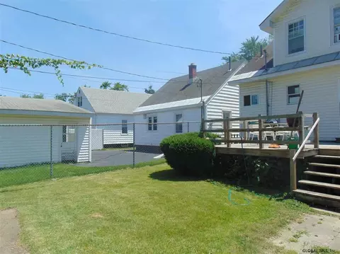 31 Eastholm Rd, Schenectady, NY 12304 photo 10