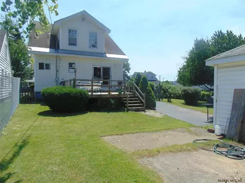 31 Eastholm Rd, Schenectady, NY 12304 photo 11