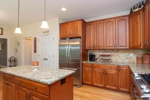 159 Bender Ln, Glenmont, NY 12077 photo 19