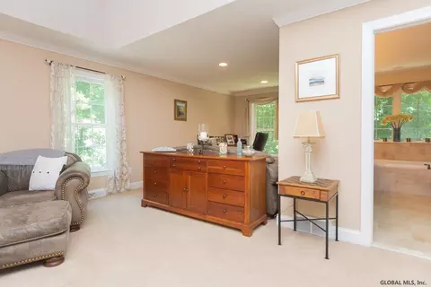 159 Bender Ln, Glenmont, NY 12077 photo 34