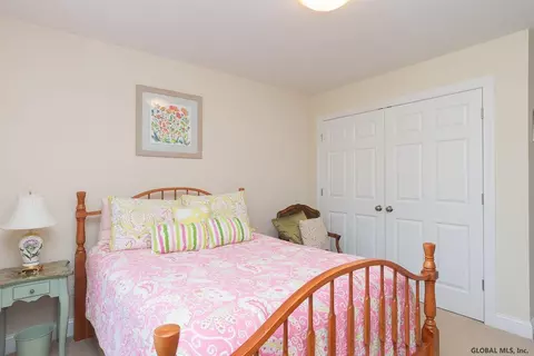159 Bender Ln, Glenmont, NY 12077 photo 51