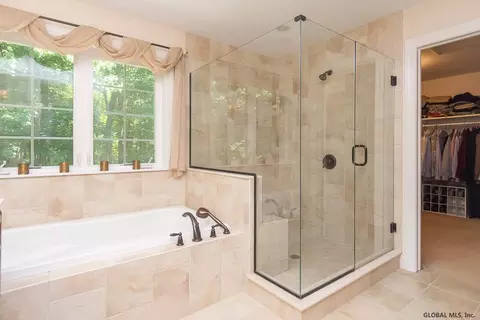 159 Bender Ln, Glenmont, NY 12077 photo 40