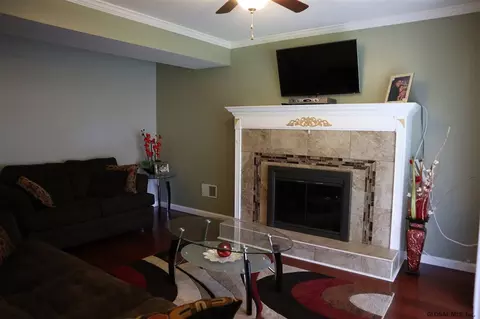 359 Ray Ave, Schenectady, NY 12304 photo 21