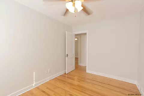 325 Nimitz Rd, Schenectady, NY 12304 photo 17