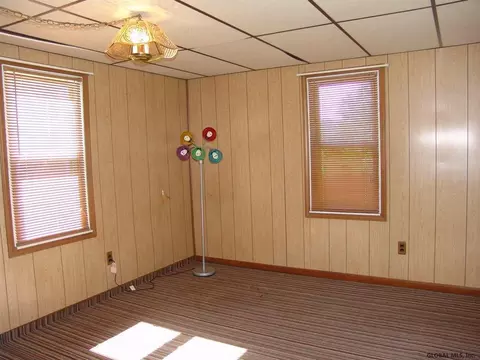 1886 Tower Ave, Schenectady, NY 12304 photo 8