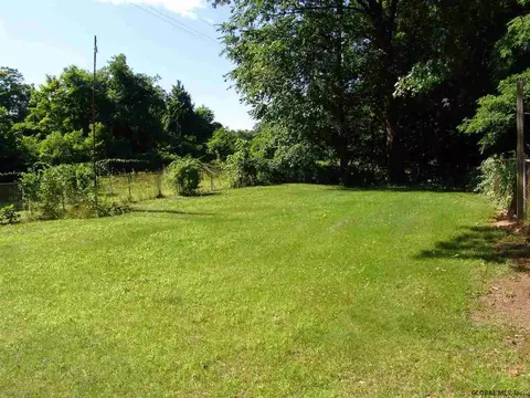 1886 Tower Ave, Schenectady, NY 12304 photo 17