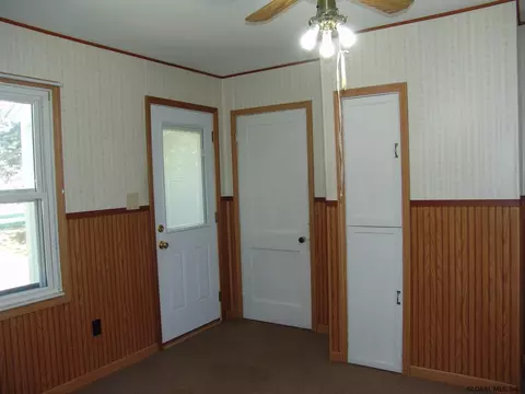 1886 Tower Ave, Schenectady, NY 12304 photo 10