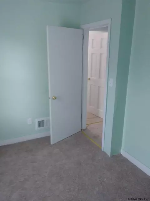 1348 4th Ave, Schenectady, NY 12303 photo 2