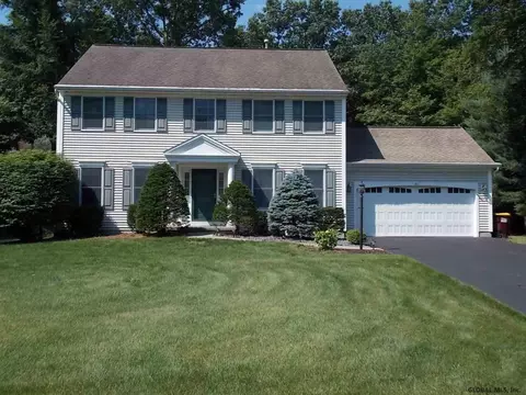 41 Marcel Rd, Halfmoon, NY 12065 photo 1