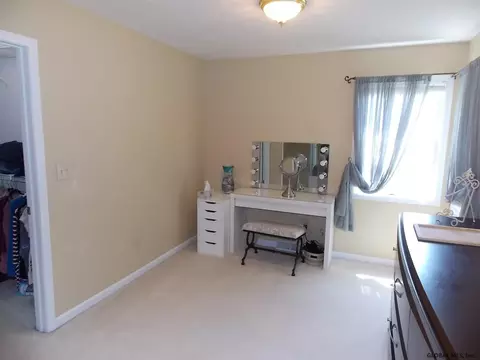 41 Marcel Rd, Halfmoon, NY 12065 photo 13