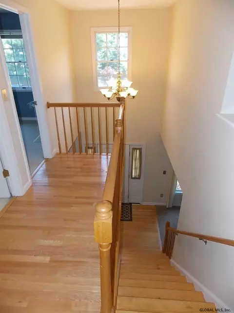 41 Marcel Rd, Halfmoon, NY 12065 photo 20