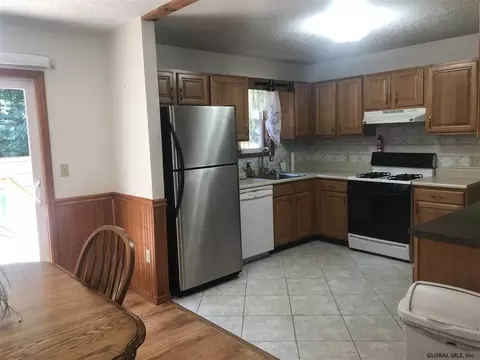 12 Devine Dr, Hudson Falls, NY 12839 photo 9