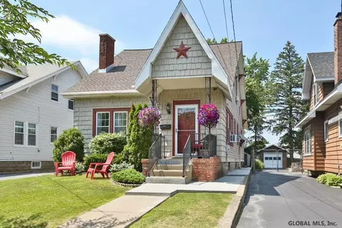 1153 Sumner Ave, Schenectady, NY 12309 photo 2