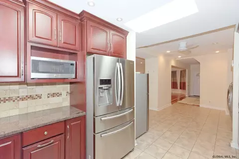 1199 Eastern Ave, Schenectady, NY 12308 photo 15