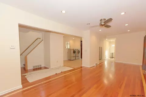 1199 Eastern Ave, Schenectady, NY 12308 photo 8