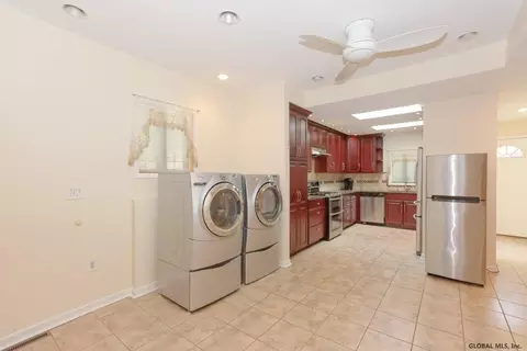 1199 Eastern Ave, Schenectady, NY 12308 photo 11