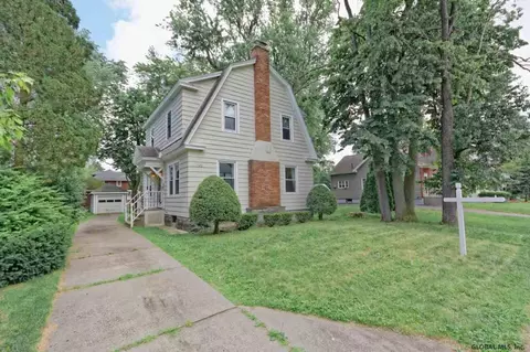 742 Decamp Ave, Schenectady, NY 12309 photo 2