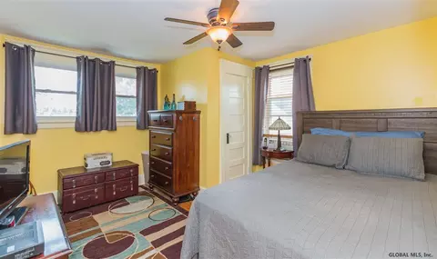 6 Marshall Ave, Schenectady, NY 12304 photo 25