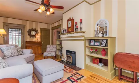 6 Marshall Ave, Schenectady, NY 12304 photo 5