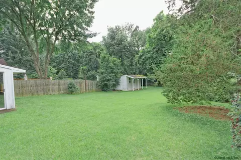 1038 Eugene Dr, Schenectady, NY 12303 photo 35