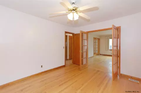 1038 Eugene Dr, Schenectady, NY 12303 photo 16