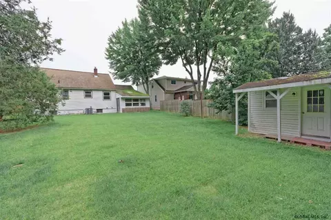 1038 Eugene Dr, Schenectady, NY 12303 photo 41