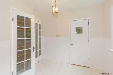 1038 Eugene Dr, Schenectady, NY 12303 photo 21