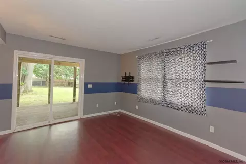 358 Clayton Rd, Schenectady, NY 12304 photo 24