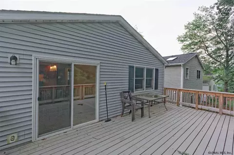 358 Clayton Rd, Schenectady, NY 12304 photo 18