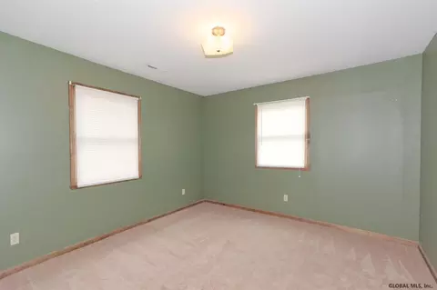 358 Clayton Rd, Schenectady, NY 12304 photo 28