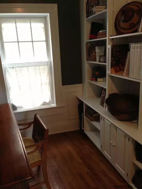 237 Green St, Schenectady, NY 12305 photo 20