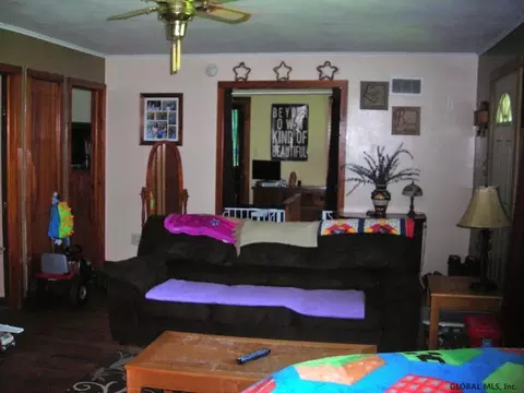 8 Danforth St, Hoosick Falls, NY 12090 photo 9