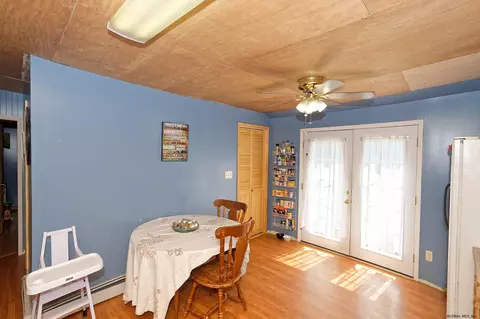134 Beach Rd, Halfmoon, NY 12065 photo 12