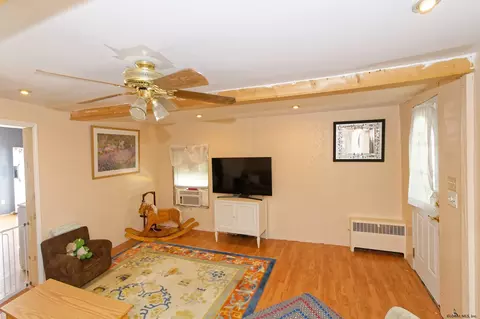 134 Beach Rd, Halfmoon, NY 12065 photo 8