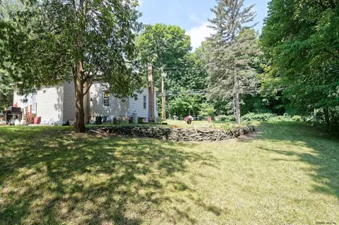 134 Beach Rd, Halfmoon, NY 12065 photo 25