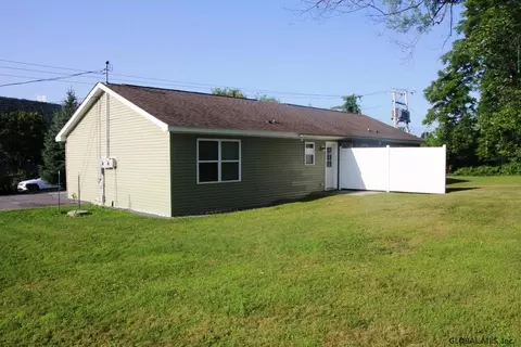 273 Macarthur Ave, Cobleskill, NY 12043 photo 3