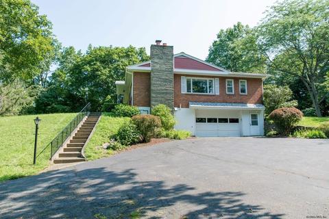 42 Spring Rd, Schenectady, NY 12302 photo 2