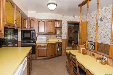 42 Spring Rd, Schenectady, NY 12302 photo 9