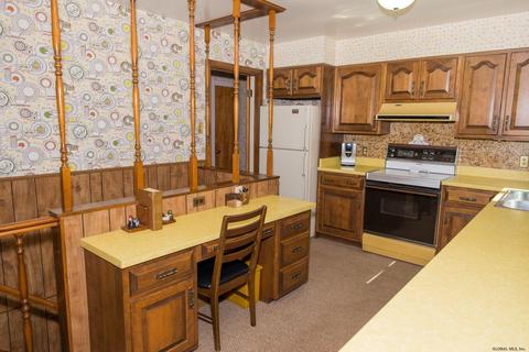 42 Spring Rd, Schenectady, NY 12302 photo 8