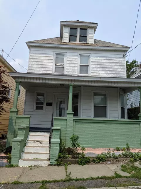 83 Willow Ave, Schenectady, NY 12304 photo 1