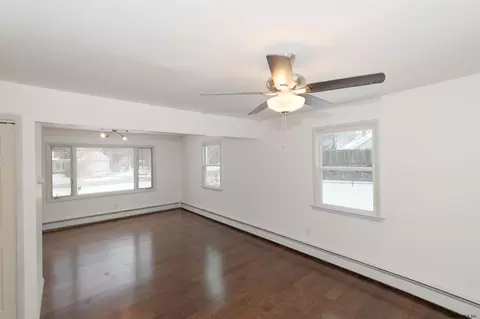 1045 Roberta Rd, Schenectady, NY 12303 photo 10