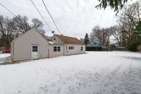 1045 Roberta Rd, Schenectady, NY 12303 photo 27