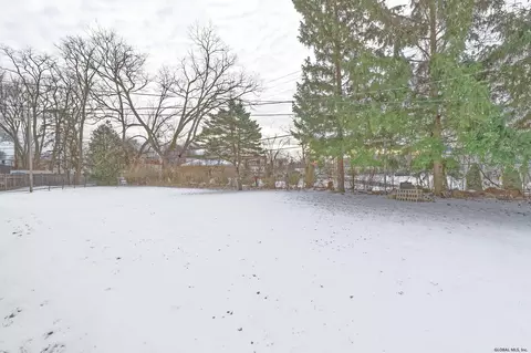 1045 Roberta Rd, Schenectady, NY 12303 photo 26