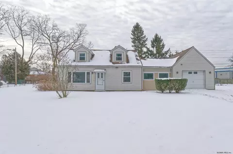 1045 Roberta Rd, Schenectady, NY 12303 photo 1