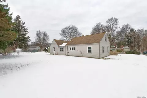 1045 Roberta Rd, Schenectady, NY 12303 photo 28