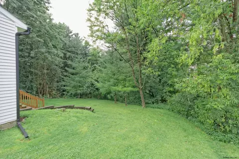 35 Summit Rd, Delmar, NY 12054 photo 33