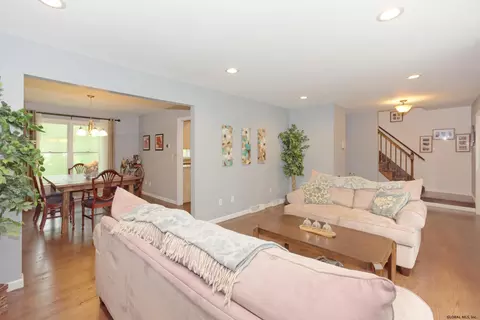 35 Summit Rd, Delmar, NY 12054 photo 7