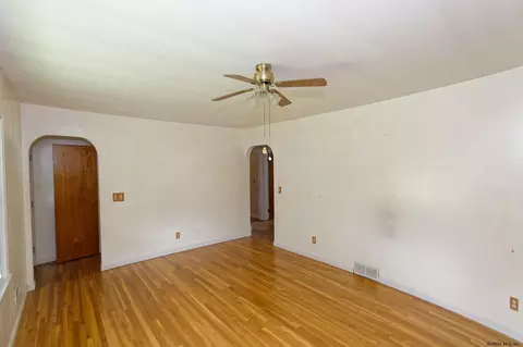 1467 Dalton Dr, Schenectady, NY 12308 photo 11