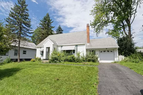 1467 Dalton Dr, Schenectady, NY 12308 photo 1